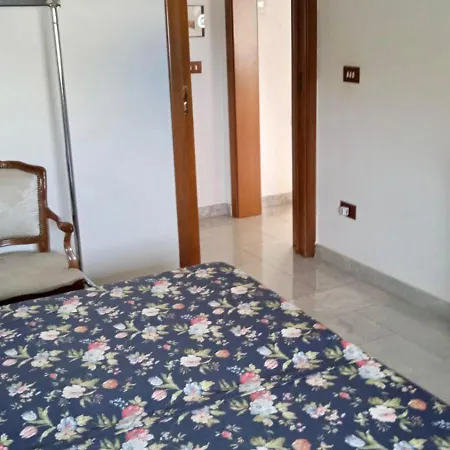 La Casa Dei Nonni Al Mare Guest house *